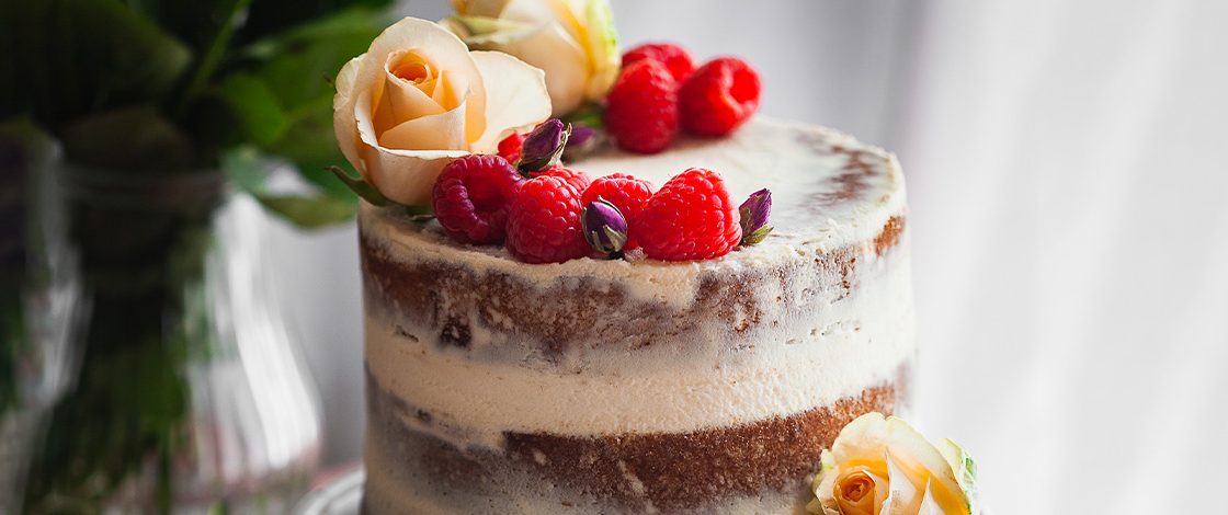 Naked cake au thé Rose Jasmin et aux framboises